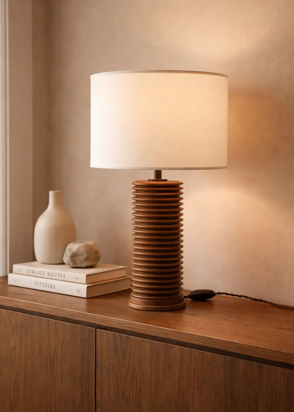 Heavy Ahşap Abajur – Beyaz Başlık