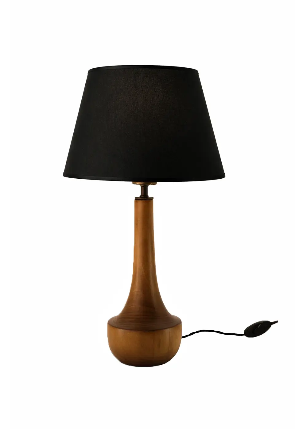 Vittima Ahşap Abajur – Ceviz Gövde & Siyah Başlık