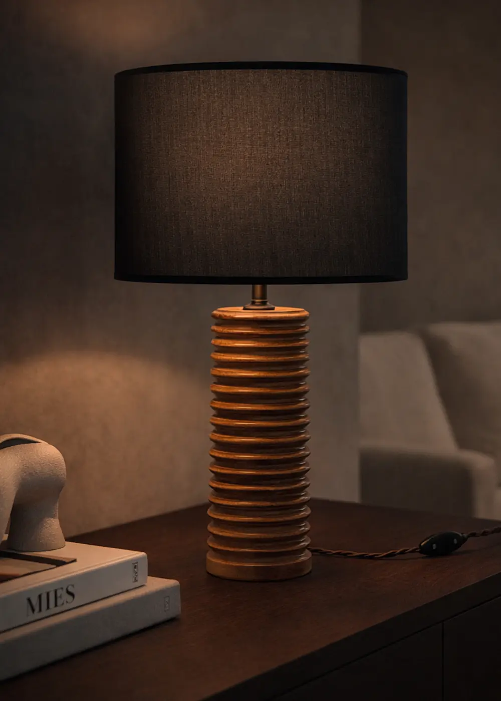 Heavy Ahşap Abajur – Siyah Başlık