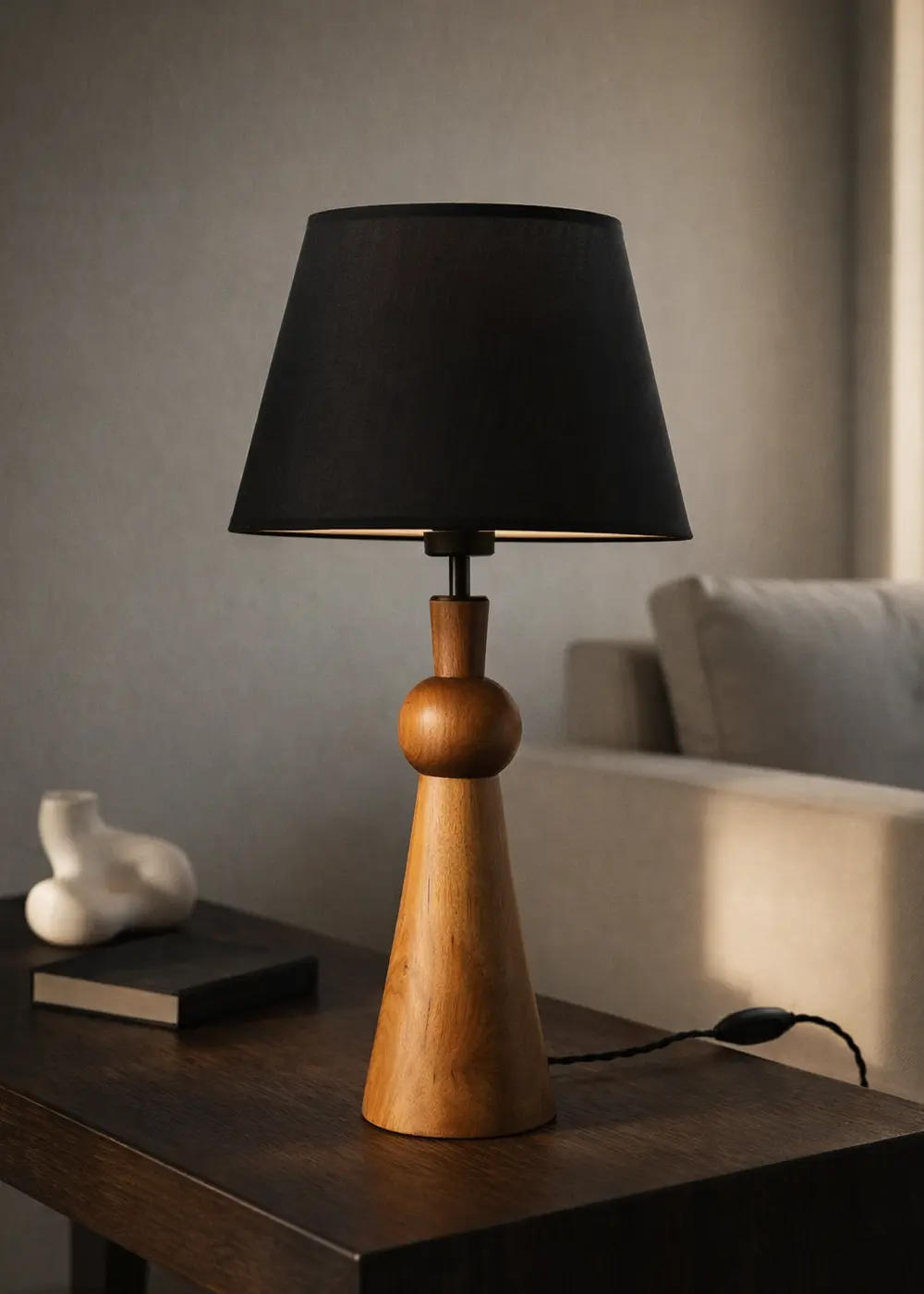 Otto Ahşap Abajur – Siyah Başlık