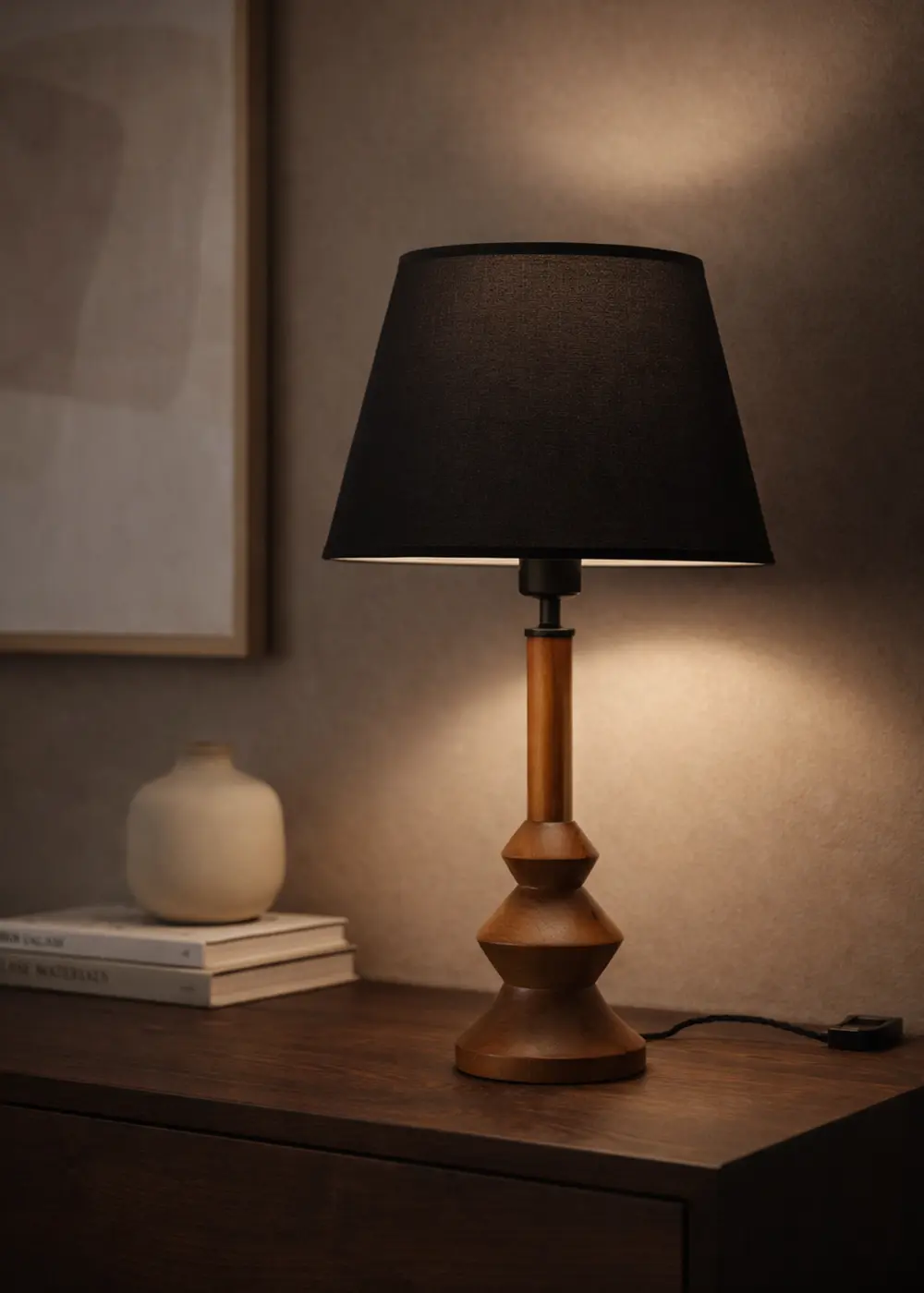 Elegante Ahşap Abajur Ceviz – Siyah Başlık