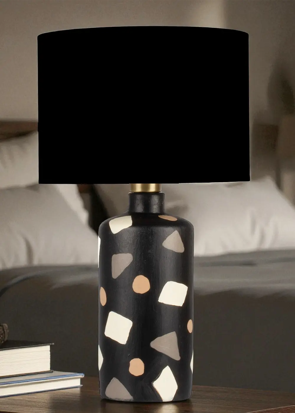 Siyah Renk Terazzo Seramik Abajur - Siyah Başlık