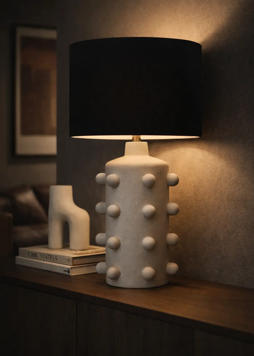 Valencia Seramik Taş Renk Abajur – Siyah Başlık