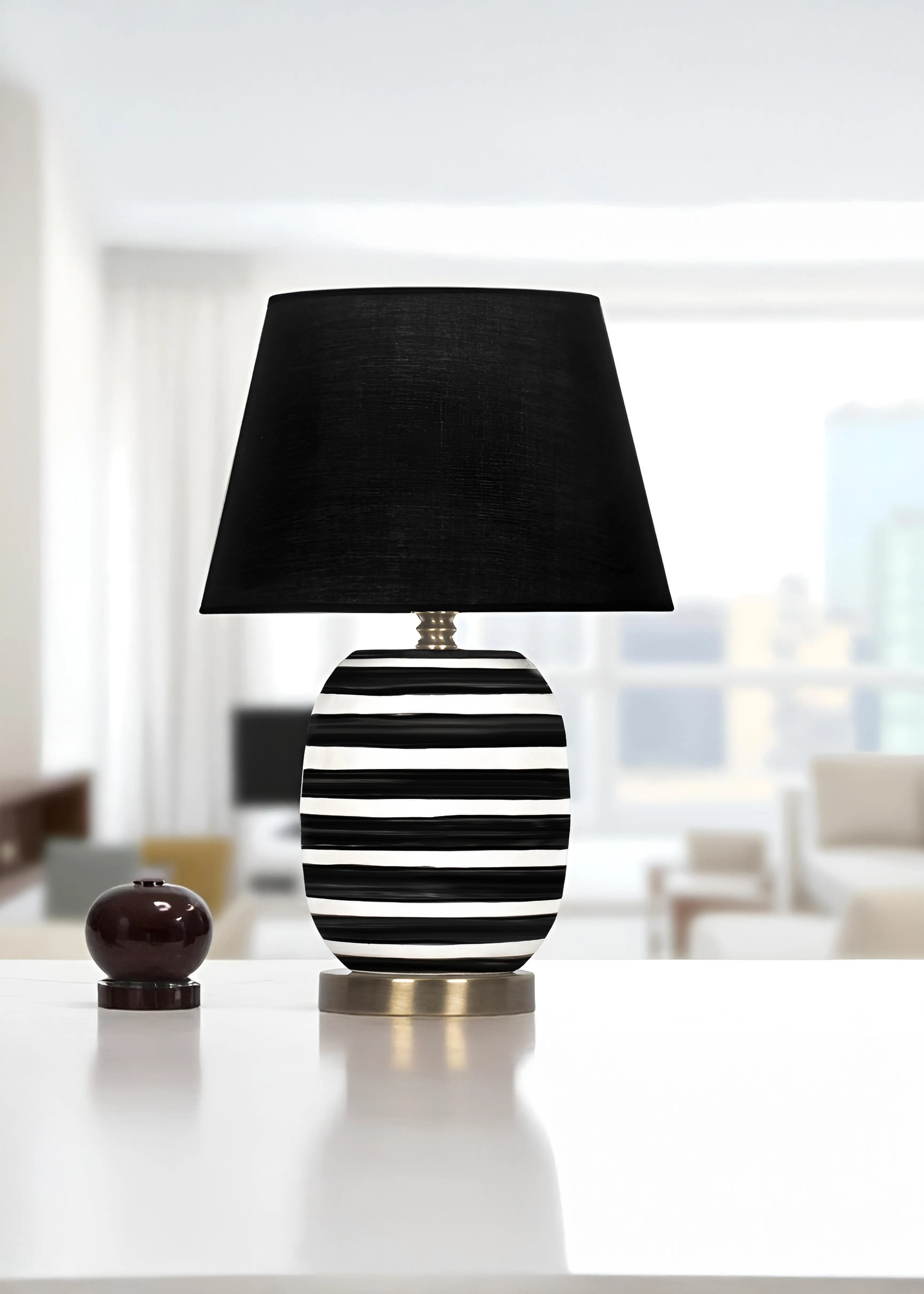 Madrid Seramik Abajur- Siyah Başlık