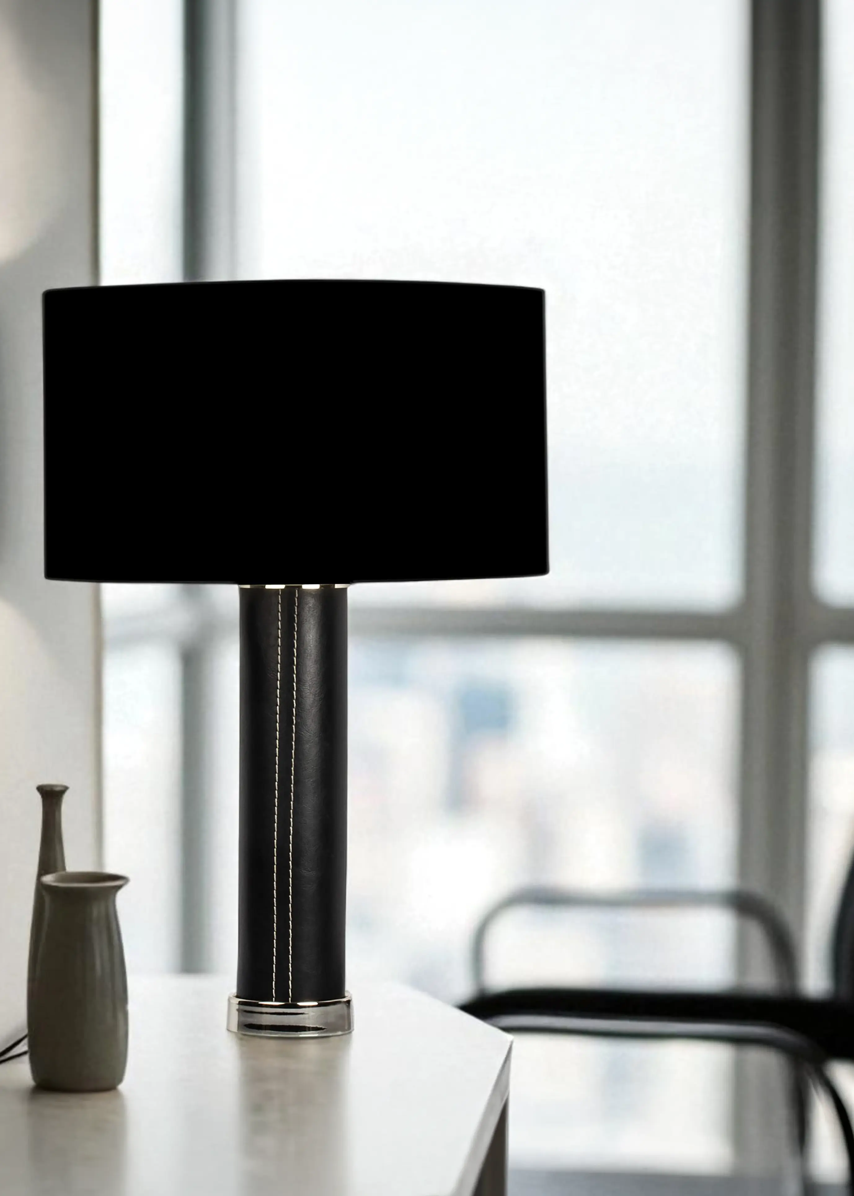 Monterey Siyah Deri Gövdeli Abajur - Siyah Şapkalı