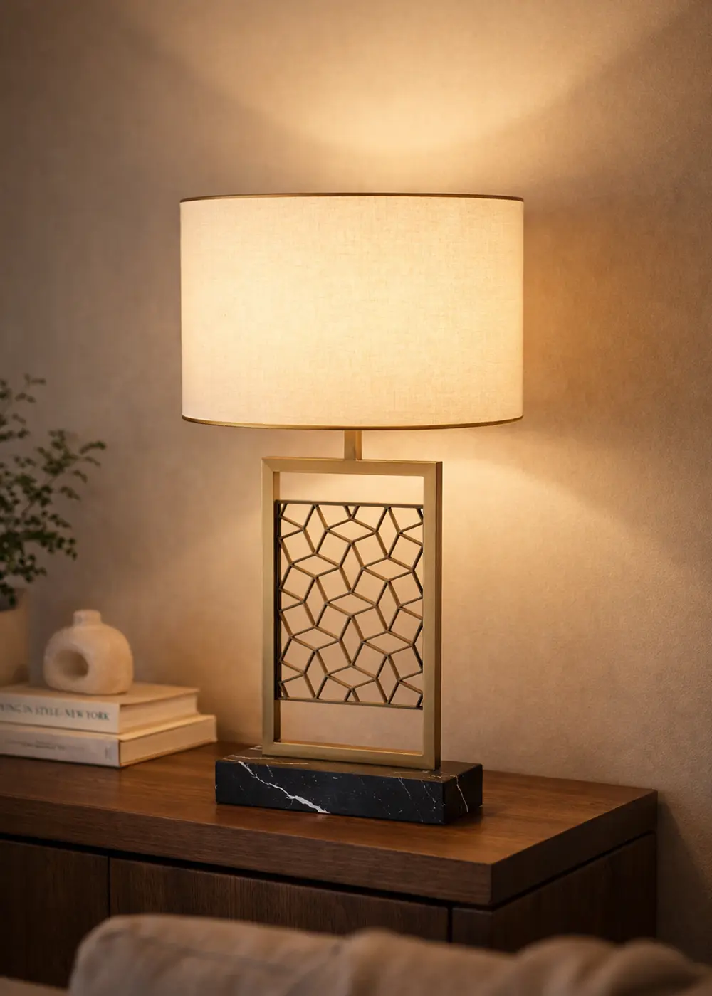 Hazeran Abajur – Beyaz Başlık