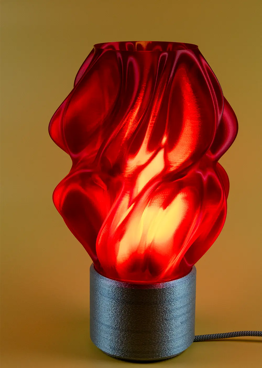 Fluid Silver / Scarlet Masa Lambası