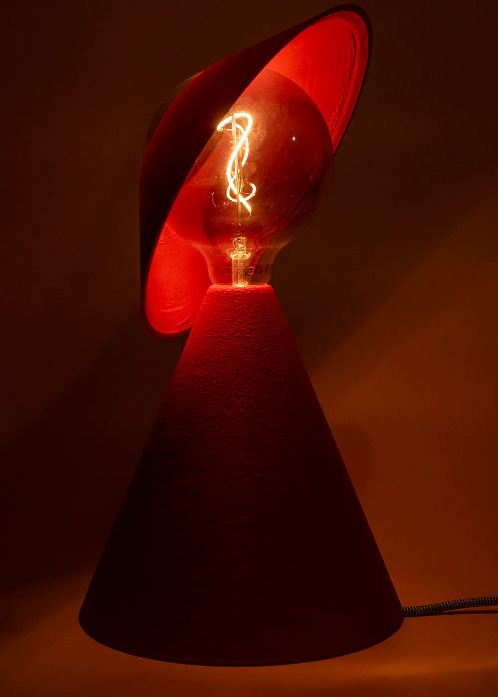 Sora / Flare Masa Lambası