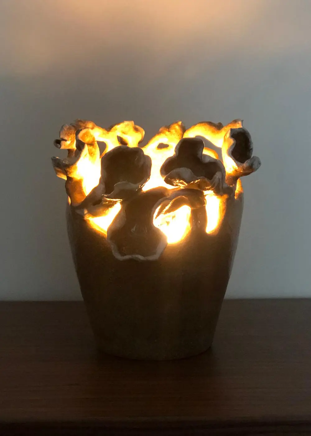 Organik Formlu El Yapımı Seramik Masa Lambası