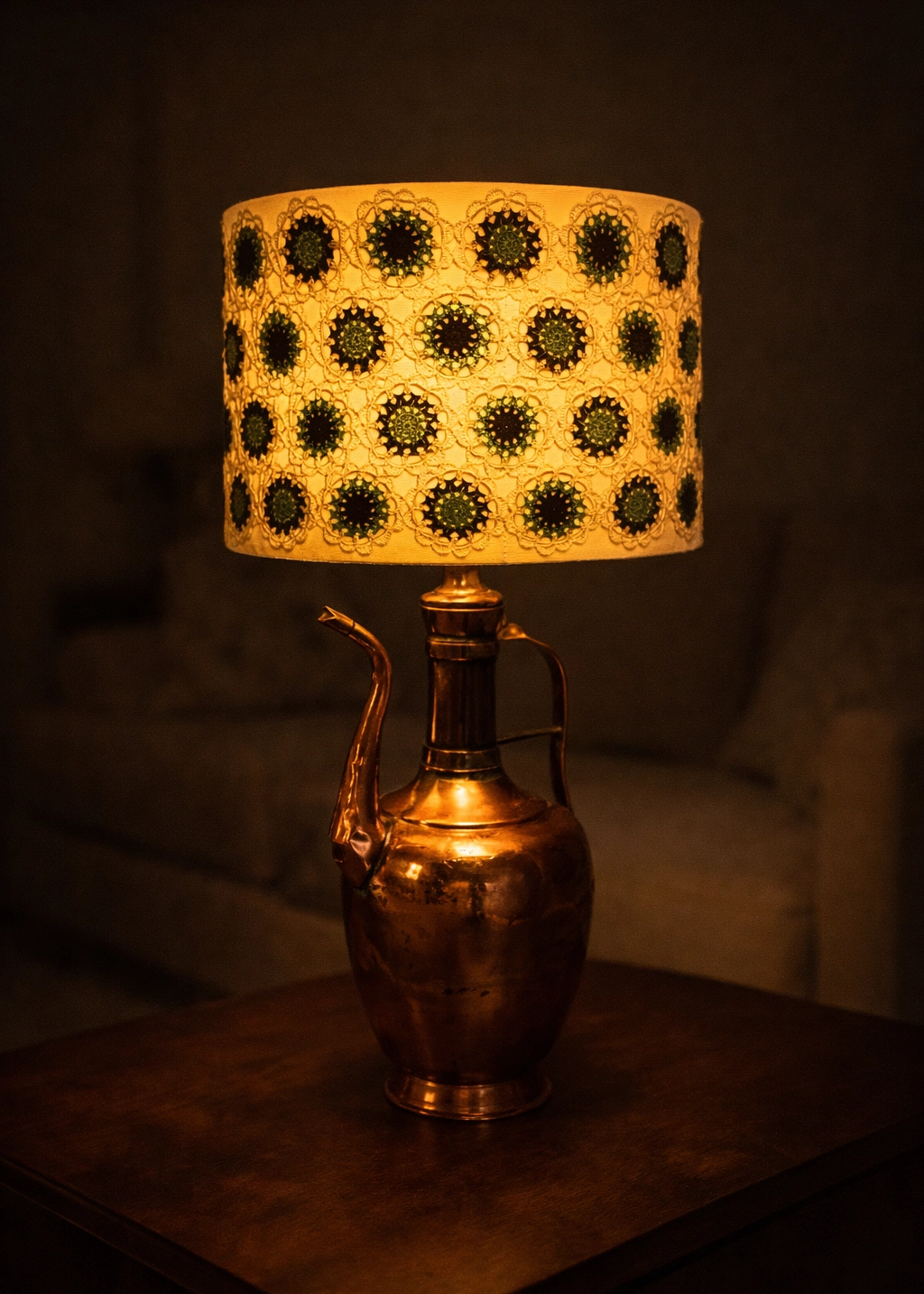 Bakır İbrik El Yapımı Çiçek Motifli Abajur